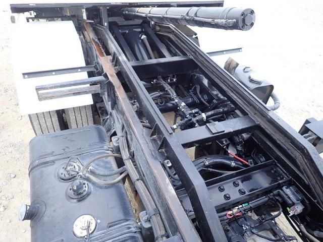 HINO DUTRO 2017 Image 31