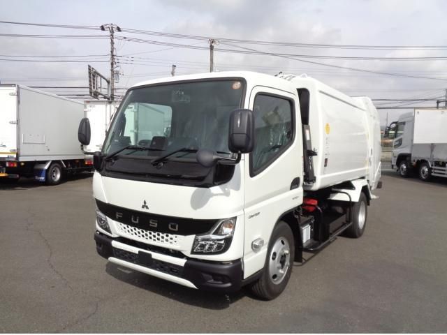 MITSUBISHI CANTER 2025 Image 31