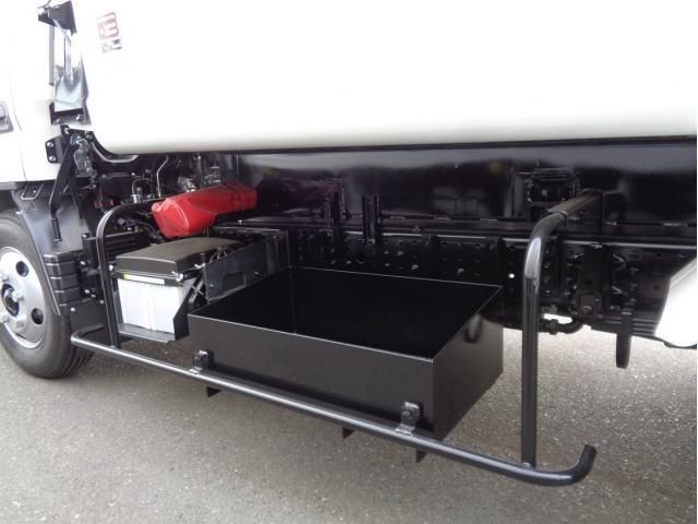 MITSUBISHI CANTER 2025 Image 31