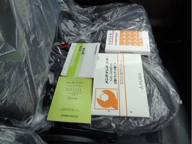 MITSUBISHI CANTER 2025 Image 31