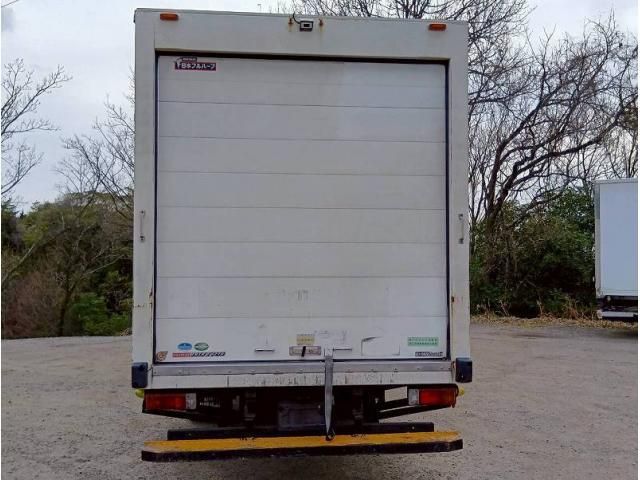 HINO DUTRO 2017 Image 31