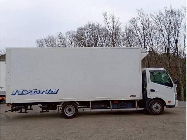 HINO DUTRO 2017 Image 31