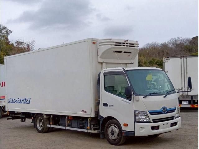HINO DUTRO 2017 Image 31