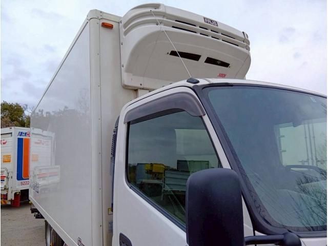 HINO DUTRO 2017 Image 31