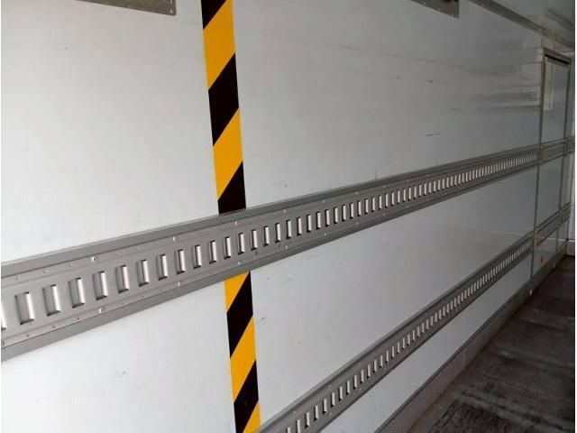 HINO DUTRO 2017 Image 31