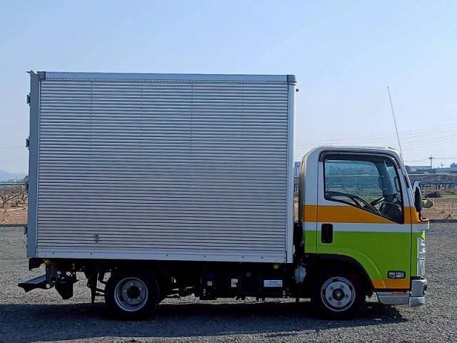 ISUZU ELF 2019 Image 31