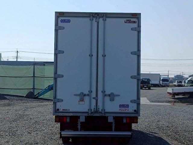 ISUZU ELF 2019 Image 31