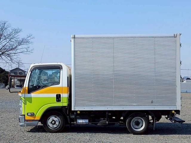 ISUZU ELF 2019 Image 31