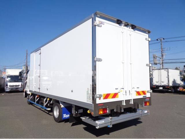 MITSUBISHI FUSOU FIGHTER 2025 Image 31