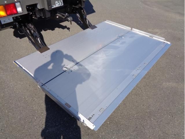 MITSUBISHI FUSOU FIGHTER 2025 Image 31