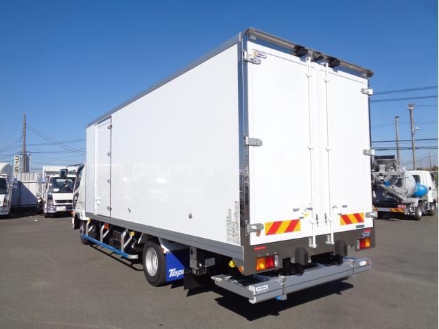 MITSUBISHI FUSOU FIGHTER 2025 Image 31