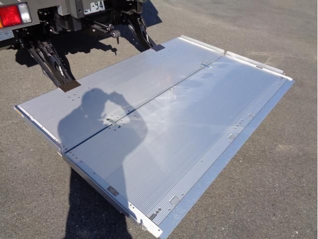 MITSUBISHI FUSOU FIGHTER 2025 Image 31