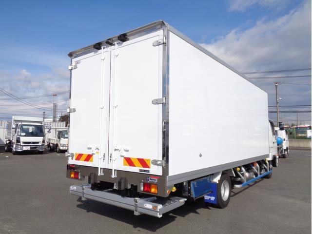 MITSUBISHI FUSOU FIGHTER 2025 Image 31