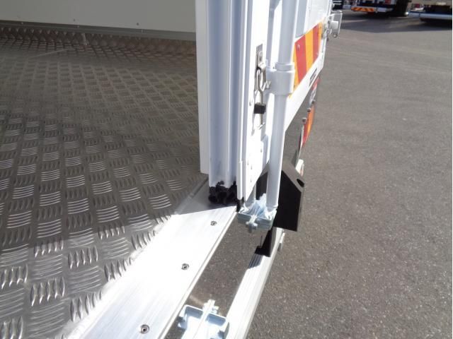 MITSUBISHI FUSOU FIGHTER 2025 Image 31