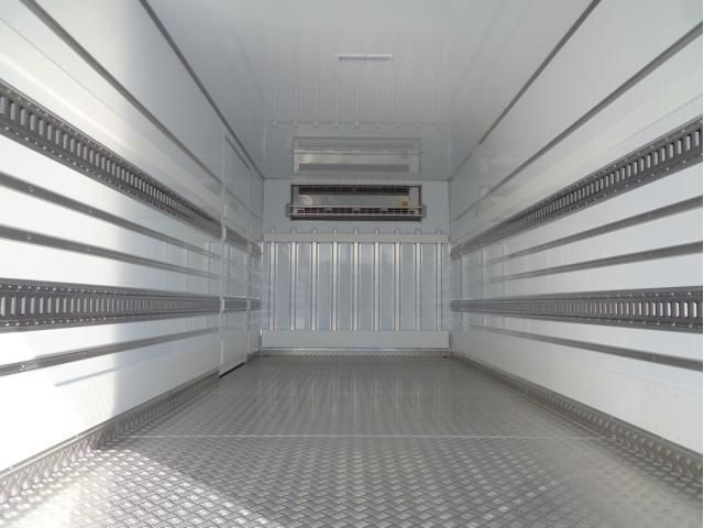 MITSUBISHI FUSOU FIGHTER 2025 Image 31