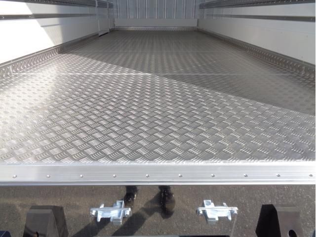 MITSUBISHI FUSOU FIGHTER 2025 Image 31