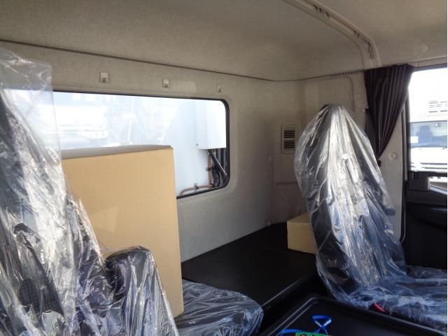 MITSUBISHI FUSOU FIGHTER 2025 Image 31