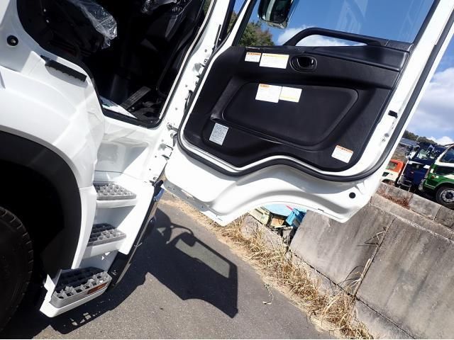 MITSUBISHI FUSOU SUPER GREAT 2025 Image 31