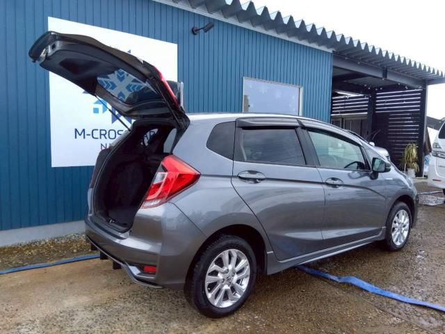 HONDA FIT HYBRID 4WD 2019 Image 31