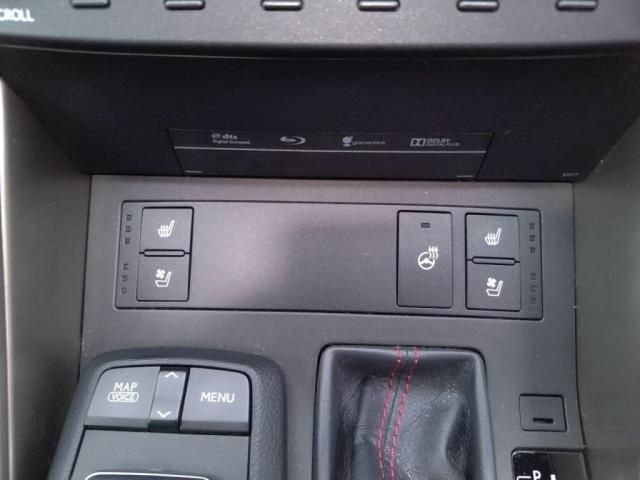 TOYOTA LEXUS IS300H 2015 Image 31