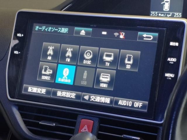 TOYOTA NOAH 2017 Image 31