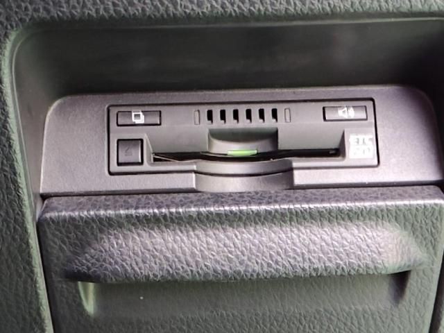 TOYOTA NOAH 2017 Image 31