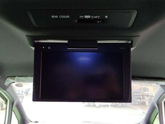 TOYOTA NOAH 2017 Image 31