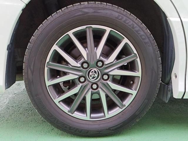 TOYOTA NOAH 2017 Image 31