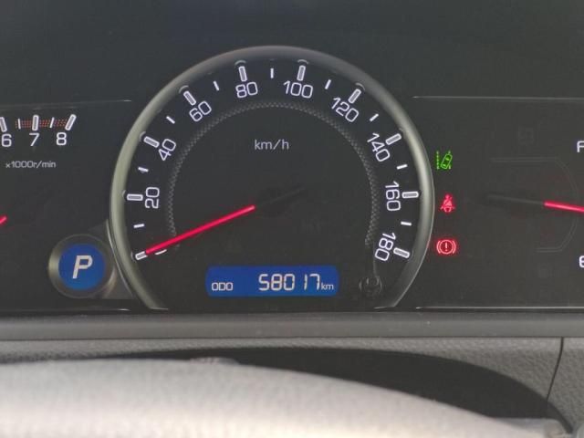 TOYOTA NOAH 2017 Image 31