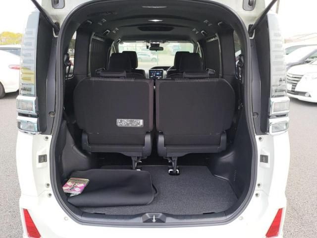 TOYOTA VOXY 2017 Image 31