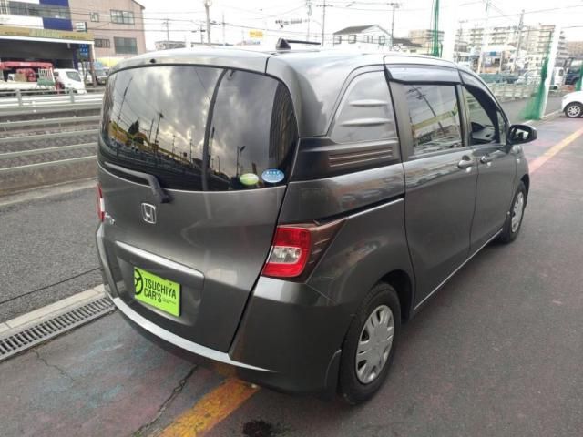 HONDA FREED SPIKE 2010 Image 31