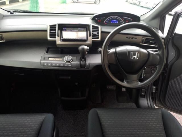 HONDA FREED SPIKE 2010 Image 31