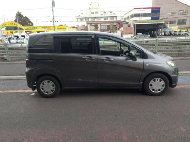 HONDA FREED SPIKE 2010 Image 31