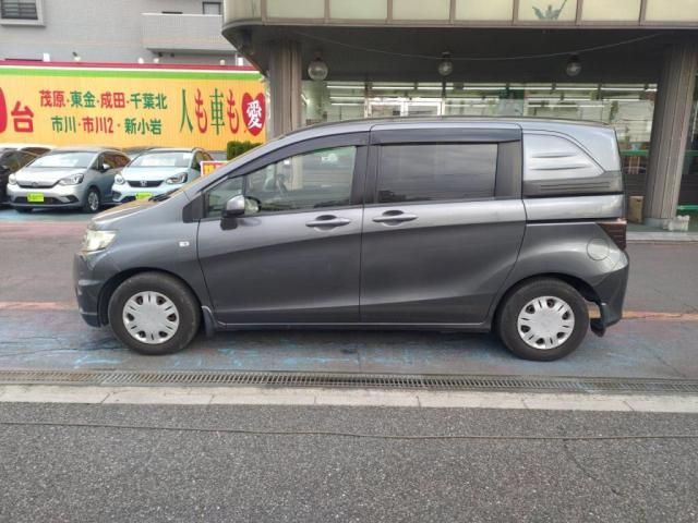 HONDA FREED SPIKE 2010 Image 31