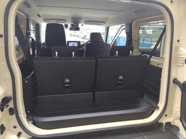 SUZUKI JIMNY 4WD 2022 Image 31