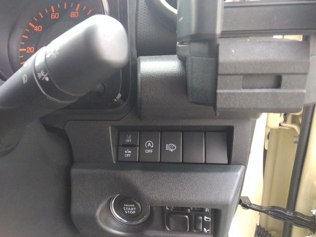 SUZUKI JIMNY 4WD 2022 Image 31