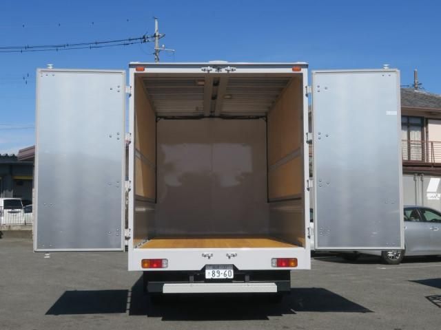 HINO DUTRO 2025 Image 31