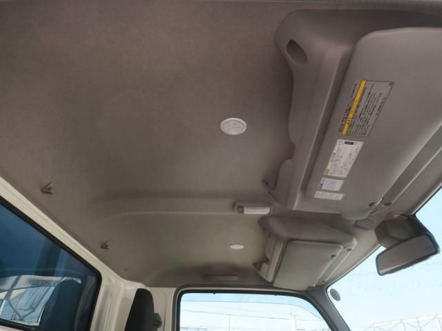 HINO DUTRO 2025 Image 31