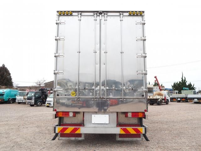 MITSUBISHI FUSOU SUPER GREAT 2017 Image 31