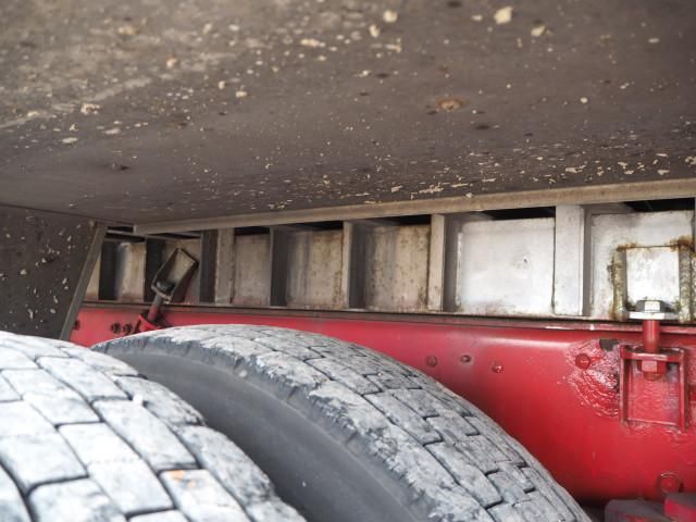 MITSUBISHI FUSOU SUPER GREAT 2017 Image 31