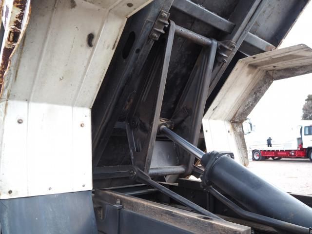 ISUZU ELF 2004 Image 31