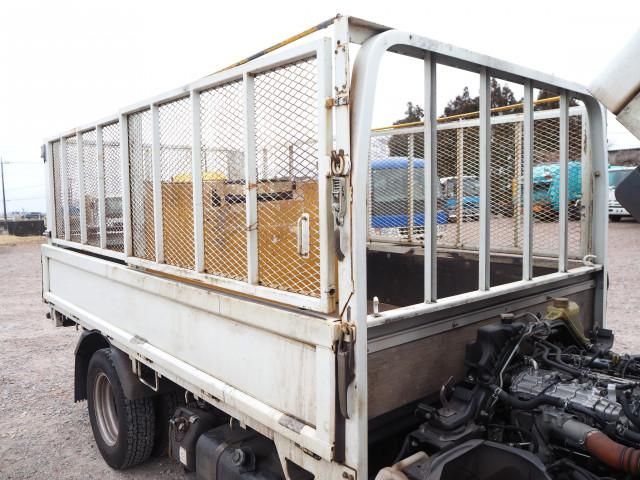 MITSUBISHI CANTER 2015 Image 31