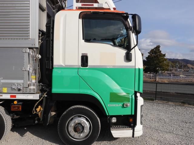 ISUZU GIGA 2017 Image 31