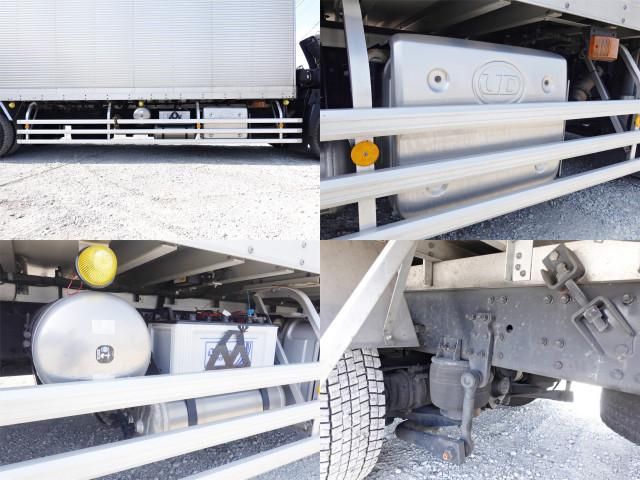 NISSAN DIESEL QUON 2019 Image 31