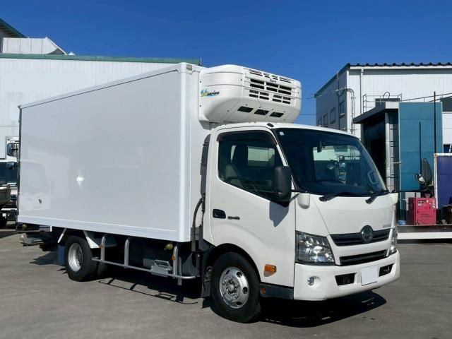 HINO DUTRO 2016 Image 31