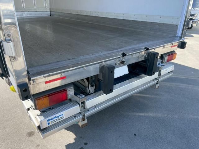 HINO DUTRO 2016 Image 31