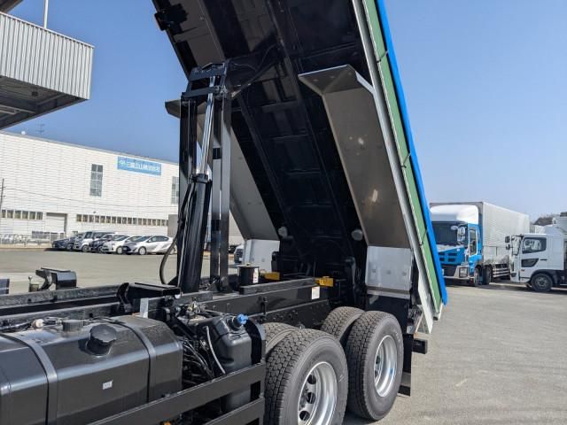 MITSUBISHI FUSOU SUPER GREAT 2025 Image 31