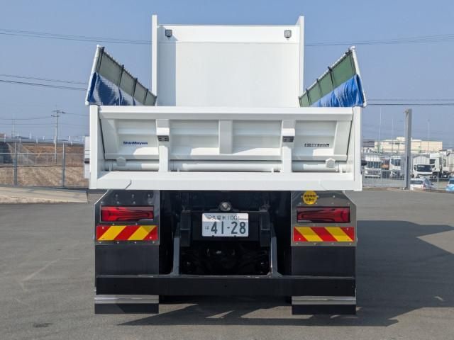 MITSUBISHI FUSOU SUPER GREAT 2025 Image 31