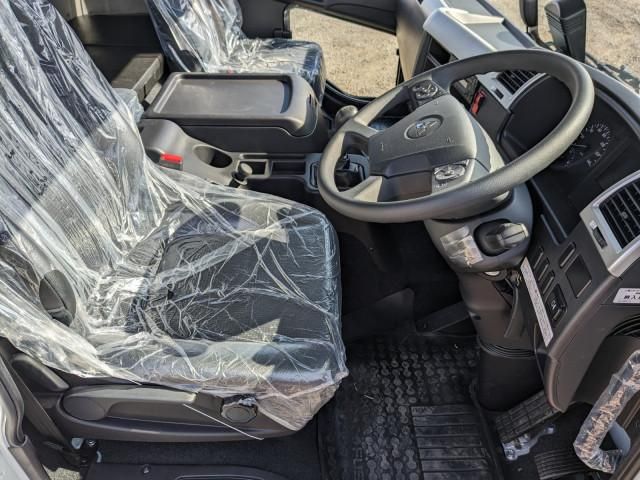 MITSUBISHI FUSOU FIGHTER 2025 Image 31