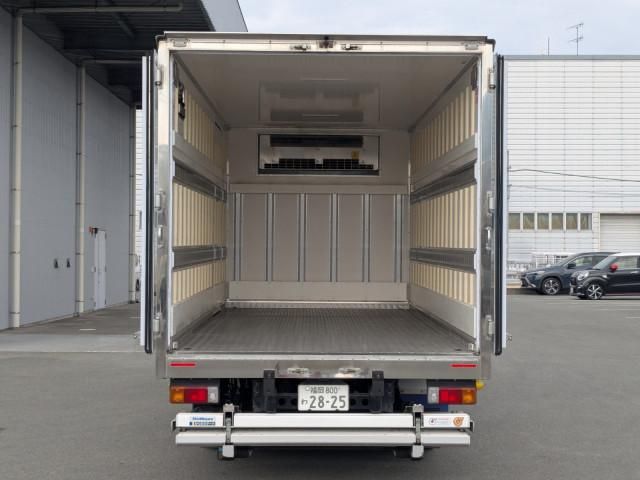 HINO DUTRO 2024 Image 31